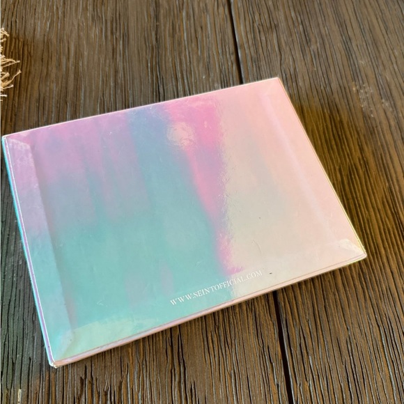 Seint Poolside Palette 12 - Picture 3 of 5